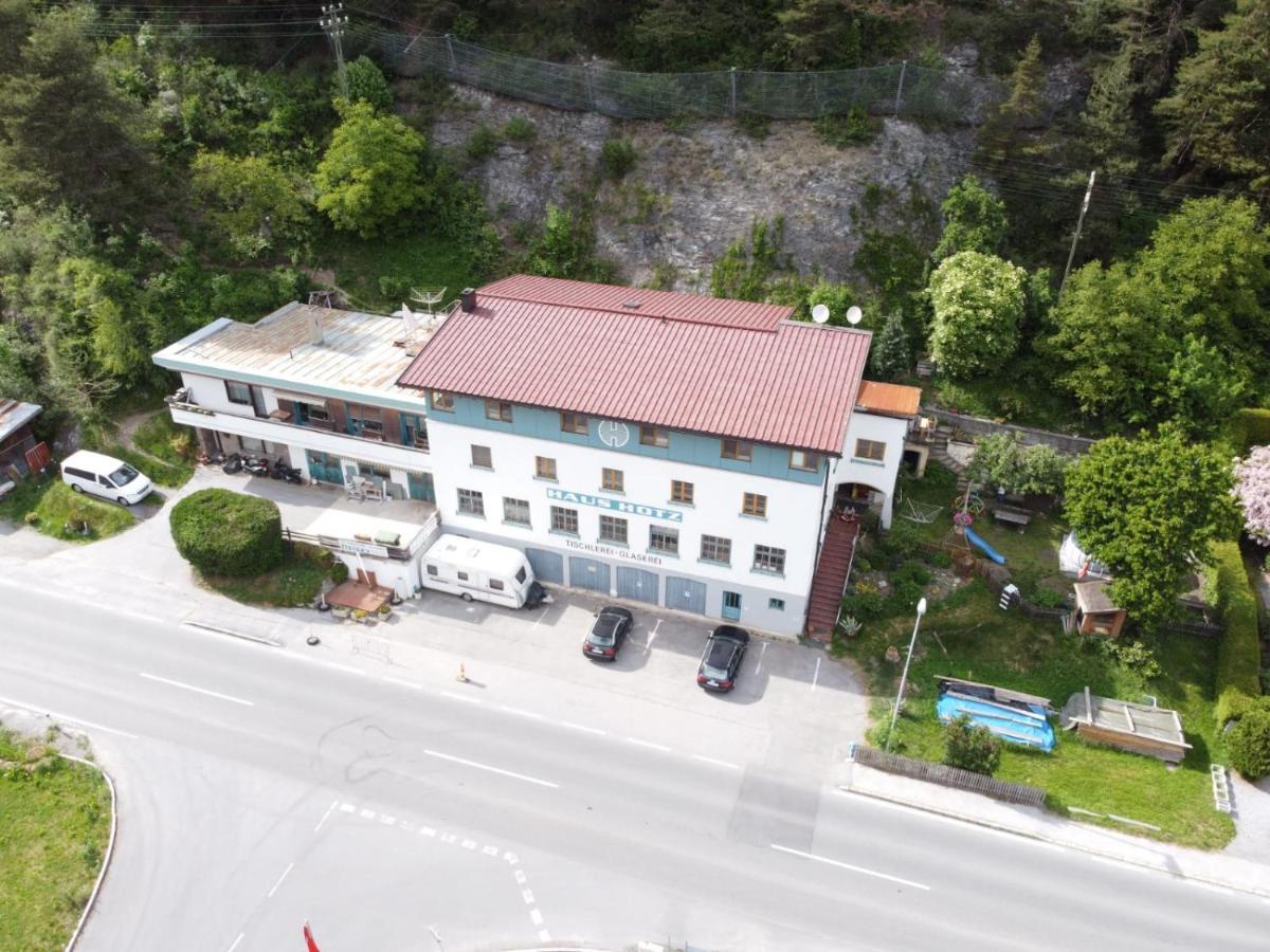 Haus Hotz Διαμέρισμα Landeck Εξωτερικό φωτογραφία